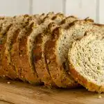 Co dzieje się z ciałem, gdy jesz chleb pełnoziarnisty: wyjaśnienie dietetyka Co dzieje się z ciałem, gdy jesz chleb pełnoziarnisty: wyjaśnienie