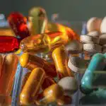 dlaczego-przyjmowanie-witamin-bez-badan-jest-niebezpieczne-co-mowia-lekarze.jpg
